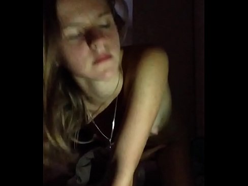 ❤️ Unha rapaza masturbanse e corre ❤️ Follar en nós ❌️